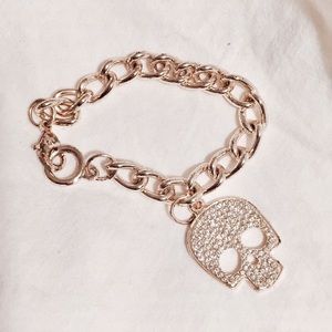❗️SOLD❗️ SKULL CHARM BRACELET